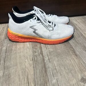 361 Degree shoes. Size 8